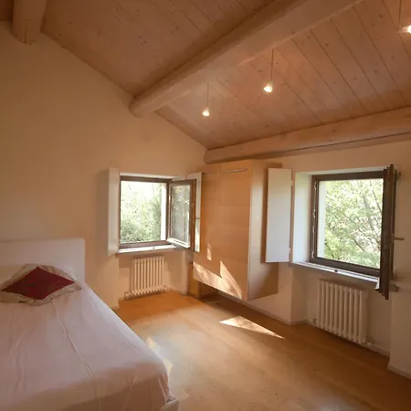度假居 Tranquil Holiday Home In Pesaro With Bubble Bath 佩萨罗