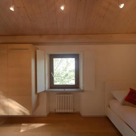 Tranquil Holiday Home In Pesaro With Bubble Bath 佩萨罗
