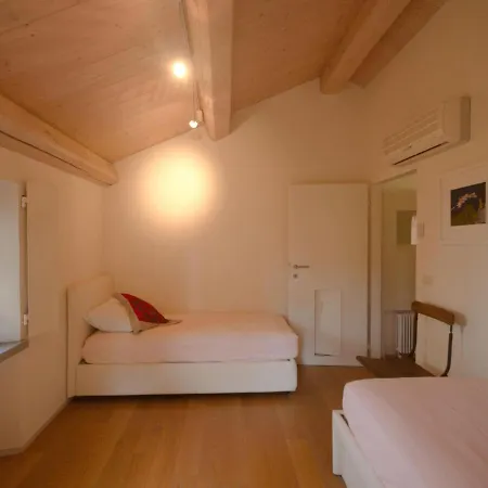 度假居 Tranquil Holiday Home In Pesaro With Bubble Bath
